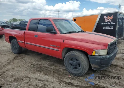 1999 Dodge Ram 1500 из США, поврежденный, VIN 3B7HC13Z1XG119997